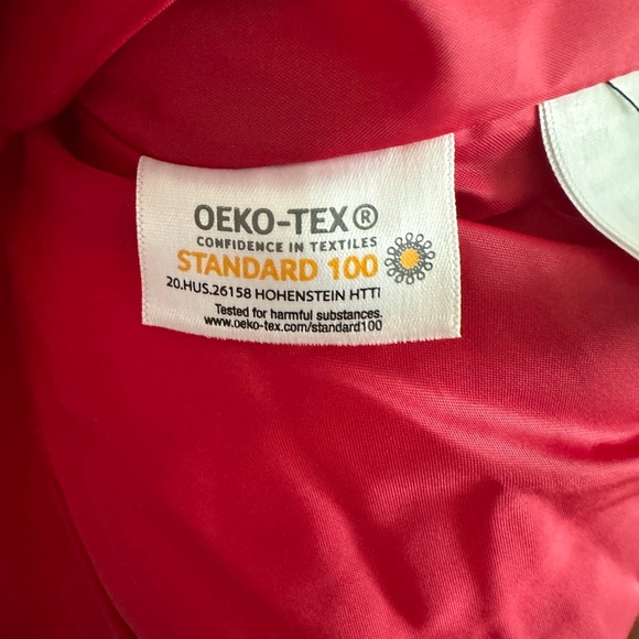 Lands' End Men’s Red Outdoor Warm Puffer Vest Quilted Packable, Size Medium - Picture 3 of 8